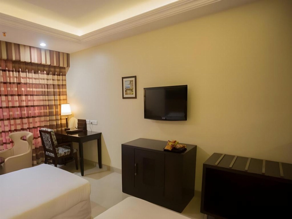 Room image 4